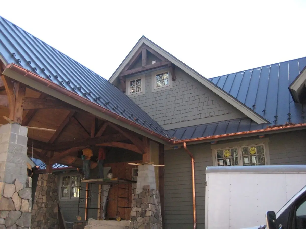 Craftsman Roofing team delivering quality roofing work in Oakleigh